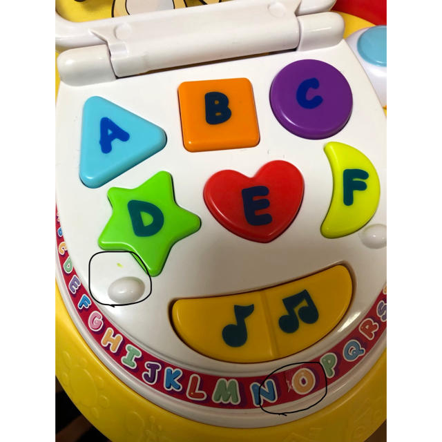 Fisher Price フィッシャープライス わんわんのおしゃべりバイリンガルテーブルの通販 By まゆs Shop フィッシャープライスならラクマ