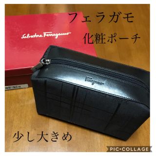 フェラガモ(Ferragamo)の美品 フェラガモ  ポーチ (ポーチ)