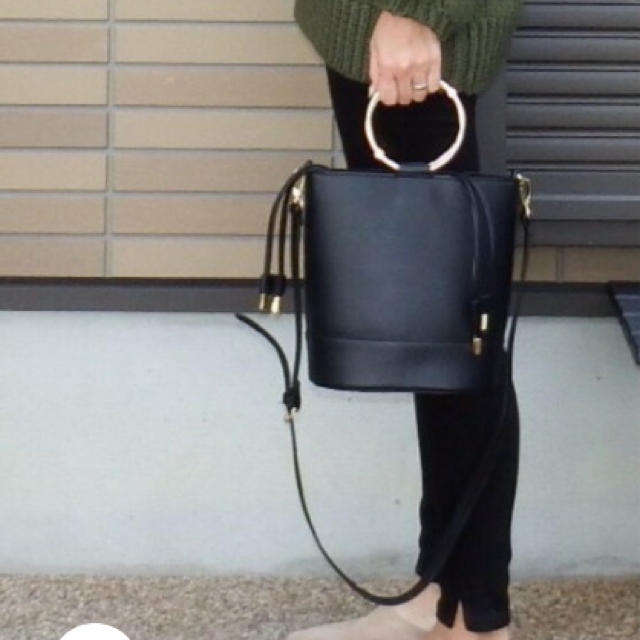 OZOC(オゾック)の29日限定価格♡美品♡OZOC♡バッグ レディースのバッグ(ショルダーバッグ)の商品写真
