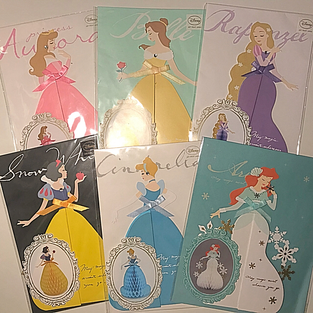 Disney(ディズニー)のプリンセス ハニカムカード  ハンドメイドの文具/ステーショナリー(カード/レター/ラッピング)の商品写真