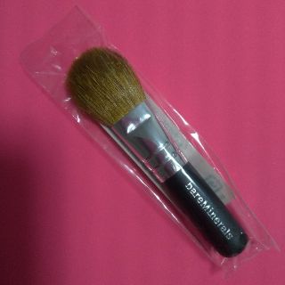 ベアミネラル(bareMinerals)の★ベアミネラル★ミニフローレスフェイスブラシ★新品未使用未開封★(その他)