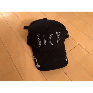 オフホワイト(OFF-WHITE)のAZS TOKYO SICK CAP cherry fukuoka(キャップ)