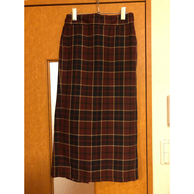 GU(ジーユー)のGU  チェックスカート レディースのスカート(ひざ丈スカート)の商品写真