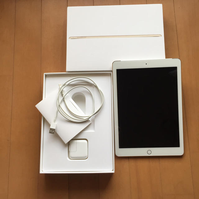 iPad Air 2 Wi-Fi+Cellular 32GPC/タブレット