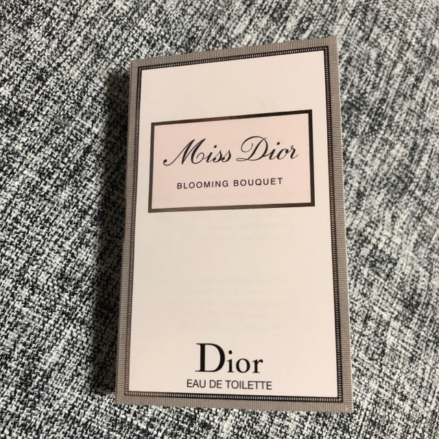 Christian Dior(クリスチャンディオール)のディオール Dior  ミス  ディオール ブルーミング ブーケ オード トワレ コスメ/美容のキット/セット(サンプル/トライアルキット)の商品写真