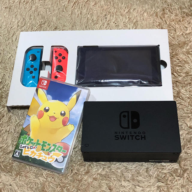 最新の激安 Nintendo Switch (ブルー×レッド) Let's go ピカチュウ