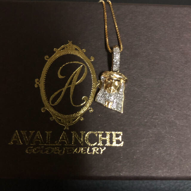 AVALANCHE(アヴァランチ)のk10 ダイヤモンド ネックレス ジーザスペンダント レディースのアクセサリー(ネックレス)の商品写真