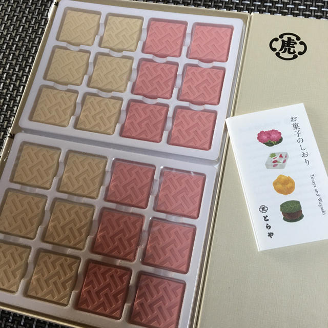 とらや  和三盆  推古 食品/飲料/酒の食品(菓子/デザート)の商品写真