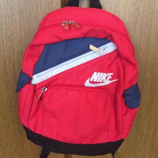 ナイキ(NIKE)のNIKE ☆最終値下げ☆ キッズリュック(リュックサック)