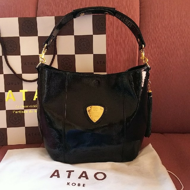 ATAO(アタオ)のATAOキャンディーブラック レディースのバッグ(ハンドバッグ)の商品写真