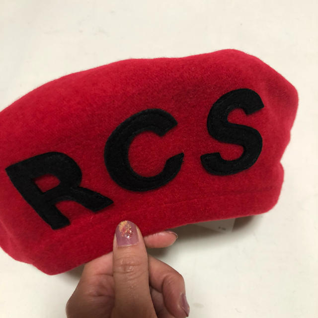 RODEO CROWNS(ロデオクラウンズ)のRODEO CROWNS ロデオ 赤 RCS ベレー帽 ハット 帽子 レディースの帽子(ハンチング/ベレー帽)の商品写真