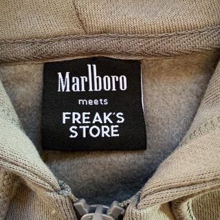 フリークスストア(FREAK'S STORE)のMarlboro × Freak's Store パーカー(パーカー)