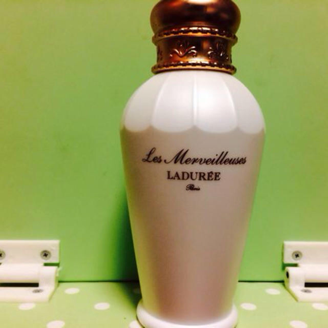 Les Merveilleuses LADUREE(レメルヴェイユーズラデュレ)のラデュレ♡化粧水 コスメ/美容のベースメイク/化粧品(その他)の商品写真