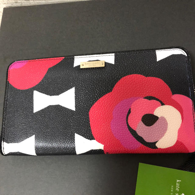 Kate spade  未使用長財布