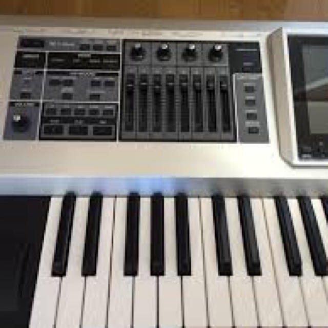 Roland(ローランド)のFantom-G6 Roland 楽器の鍵盤楽器(キーボード/シンセサイザー)の商品写真