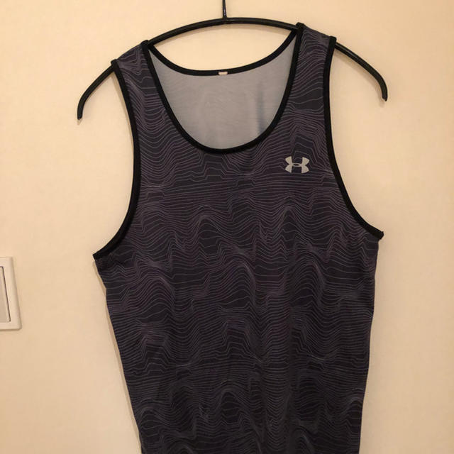 UNDER ARMOUR(アンダーアーマー)のアンダーアーマー専用 メンズのトップス(タンクトップ)の商品写真