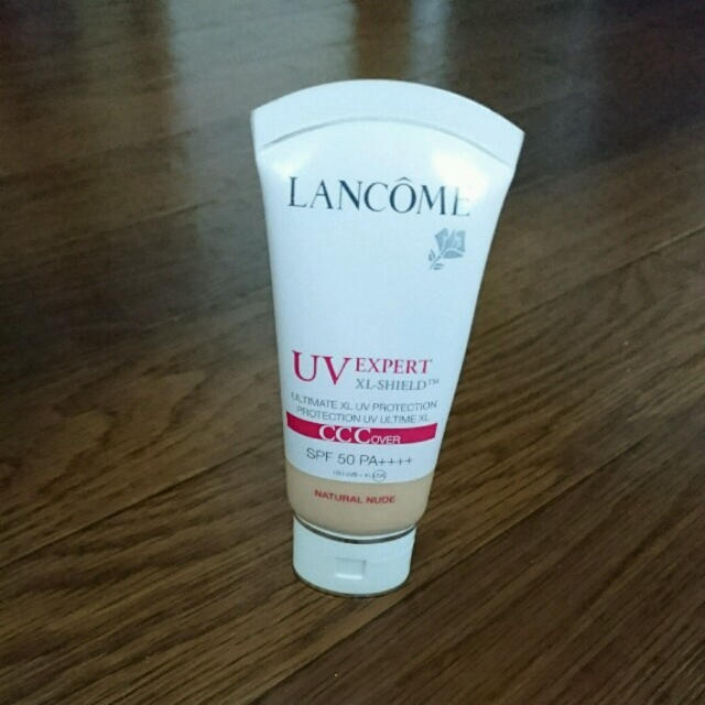 LANCOME(ランコム)のランコム♡UVエクスペール CCクリーム コスメ/美容のベースメイク/化粧品(化粧下地)の商品写真