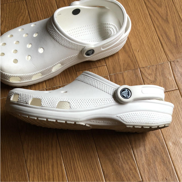 crocs(クロックス)のクロックス  白 メンズの靴/シューズ(サンダル)の商品写真