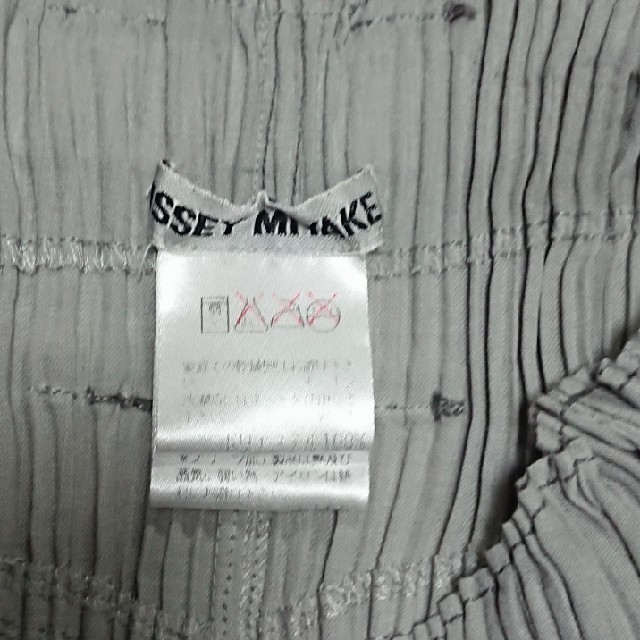 ISSEY MIYAKE(イッセイミヤケ)のISSEY MIYAKE  プリーツスカート レディースのスカート(ひざ丈スカート)の商品写真