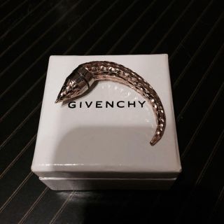 GIVENCHY メンズ マグネットピアス コーンスタッズ ジバンシー