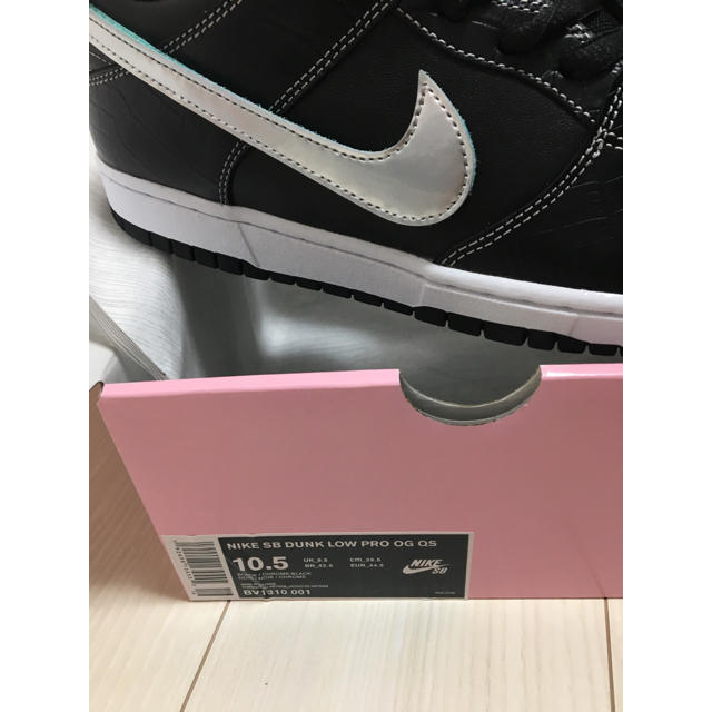 NIKE(ナイキ)のNIKE SB Diamond DUNK LOW PRO OG QS  28.5 メンズの靴/シューズ(スニーカー)の商品写真