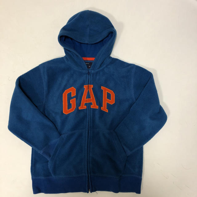 GAP Kids(ギャップキッズ)のGAP KIds 140 フリースパーカー おまけ付き キッズ/ベビー/マタニティのキッズ服男の子用(90cm~)(ジャケット/上着)の商品写真