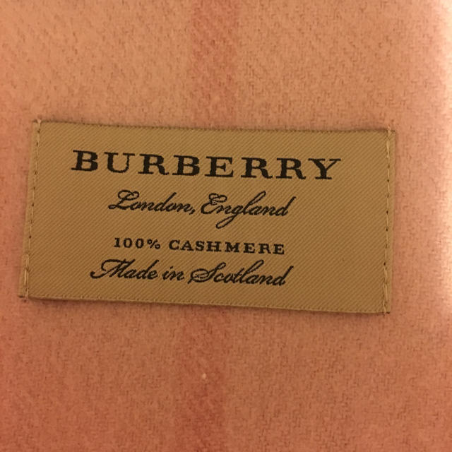 BURBERRY(バーバリー)の大人気♡バーバリーハートマフラー レディースのファッション小物(マフラー/ショール)の商品写真