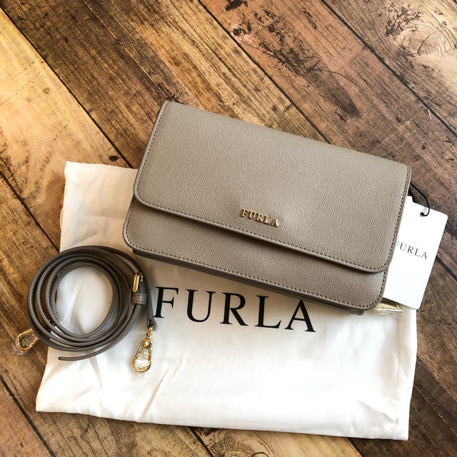 Furla - 新品 新作 RIVA 財布 ショルダーウォレット ポーチ ラウンド ...