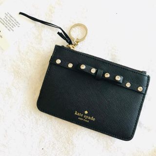 ケイトスペードニューヨーク(kate spade new york)の新品ケイトスペード チャーム付きパスケース リボン(名刺入れ/定期入れ)