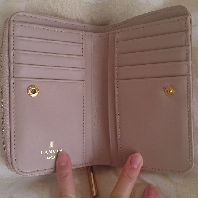 LANVIN en Bleu(ランバンオンブルー)の最終値下げ！LANVIN☆折り財布 レディースのファッション小物(財布)の商品写真