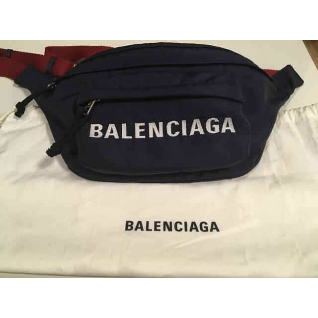 最終限定値下げ‼︎バレンシアガ BALENCIAGA ベルトバッグウエストバッグ