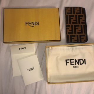 フェンディ(FENDI)のFENDI iphoneXケース(iPhoneケース)