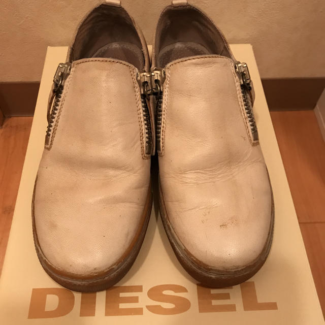 DIESEL(ディーゼル)のディーゼル レディースの靴/シューズ(スニーカー)の商品写真