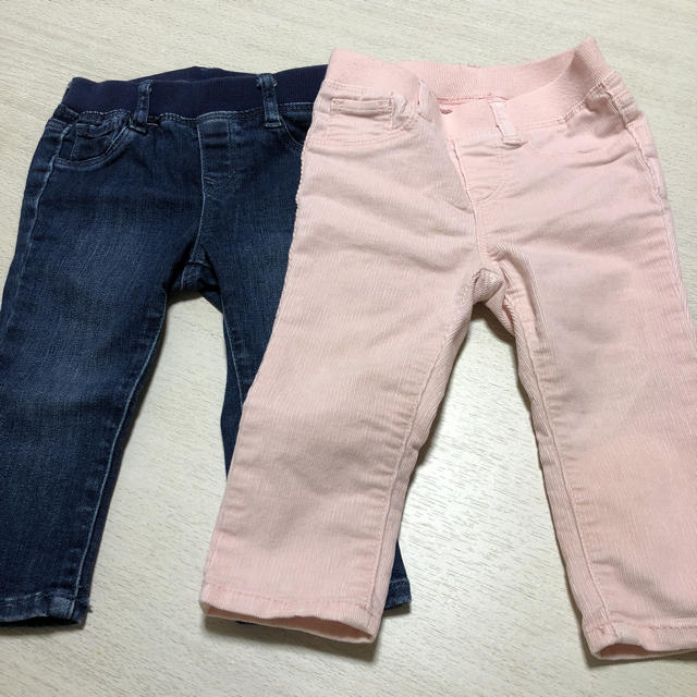 babyGAP(ベビーギャップ)のbabyGAP パンツ2枚セット キッズ/ベビー/マタニティのベビー服(~85cm)(パンツ)の商品写真