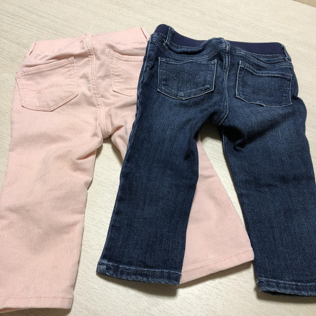 babyGAP(ベビーギャップ)のbabyGAP パンツ2枚セット キッズ/ベビー/マタニティのベビー服(~85cm)(パンツ)の商品写真