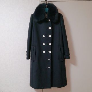 fur fur(ジャケット/アウター ・ ホワイト/白色系)のフリマ fur fur(ジャケット/アウター ・ ホワイト/白色系)のフリマ