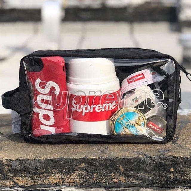 Supreme(シュプリーム)のutility bag メンズのバッグ(セカンドバッグ/クラッチバッグ)の商品写真