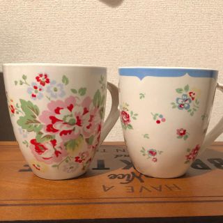 キャスキッドソン(Cath Kidston)の〈キャスキッドソン〉マグカップ 2個セット(グラス/カップ)