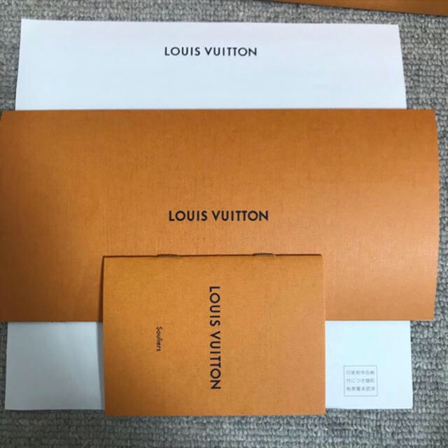 LOUIS VUITTON(ルイヴィトン)のlouis vuitton archlight メンズの靴/シューズ(スニーカー)の商品写真