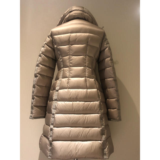 モンクレール エルミン MONCLER HERMINE 新品未使用タグ付き モンクレール エルミン MONCLER HERMINE 新品未使用タグ付き