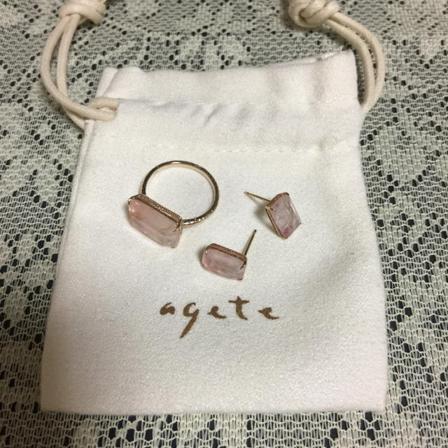 【美品】agete ヘマタイトインローズクォーツ リング・ピアスセットアクセサリー