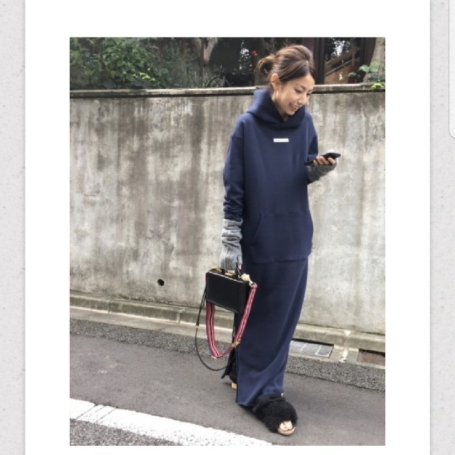 L'Appartement DEUXIEME CLASSE(アパルトモンドゥーズィエムクラス)のアパルトモン★AMERICANA Side Zip Sweat ワンピース レディースのワンピース(ロングワンピース/マキシワンピース)の商品写真