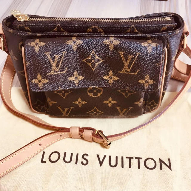 LOUIS VUITTON(ルイヴィトン)のひろみ様専用♡お値下げ♡ヴィトン♡美品♡ショルダーバッグ♡ レディースのバッグ(ショルダーバッグ)の商品写真