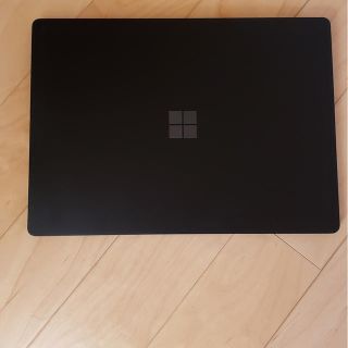 マイクロソフト(Microsoft)のSurface Laptop 2 Microsoft Complete付き(ノートPC)