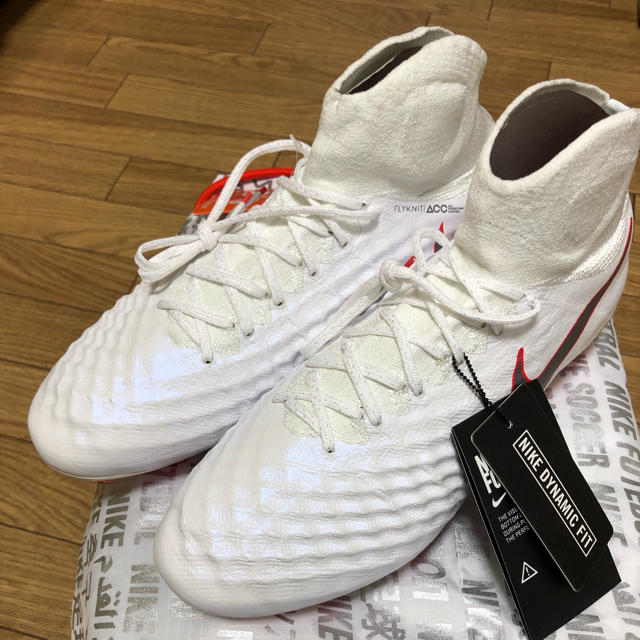 NIKE(ナイキ)の値下げ！新品❗️マジスタオブラ 2 エリートDF  FG スポーツ/アウトドアのサッカー/フットサル(シューズ)の商品写真