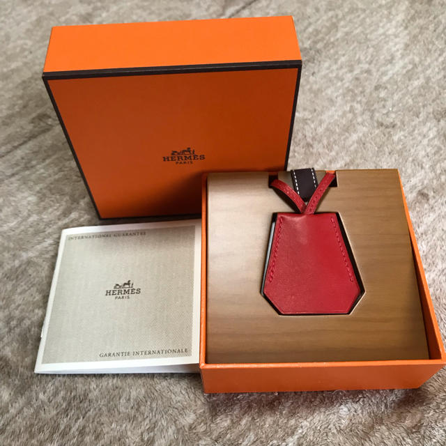 Hermes(エルメス)のHERMES ケリー クロシェット ★時計なし★ レディースのファッション小物(その他)の商品写真