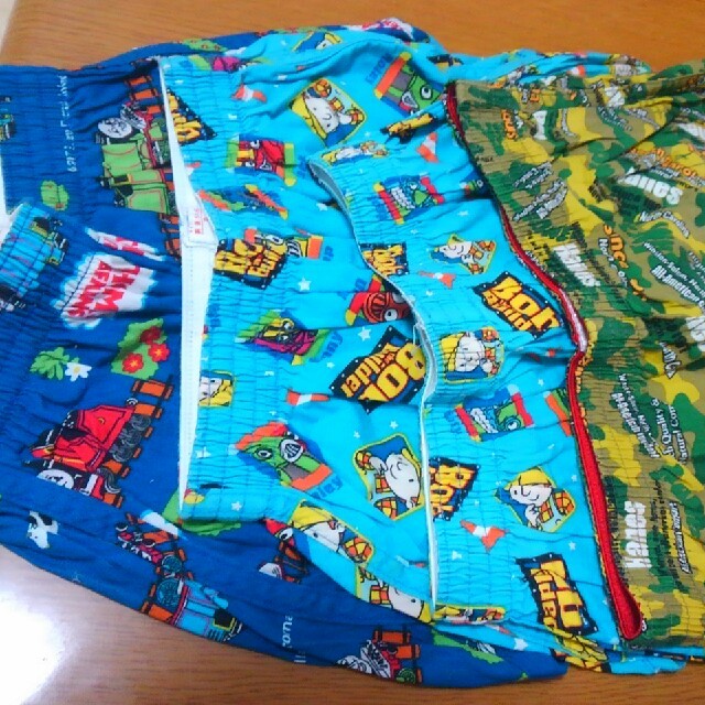 専用になります 子供トランクス4枚の通販 by わたあめ|ラクマ 専用になります 子供トランクス4枚の通販 by わたあめ|ラクマ