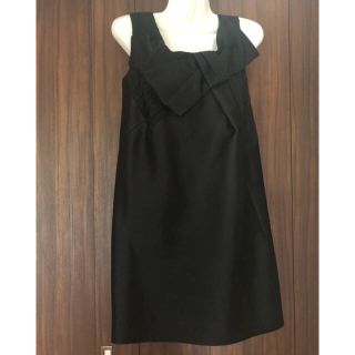 ザラ(ZARA)の【美品】ハニーワイ  ブラックワンピース  結婚式  パーティー(ひざ丈ワンピース)