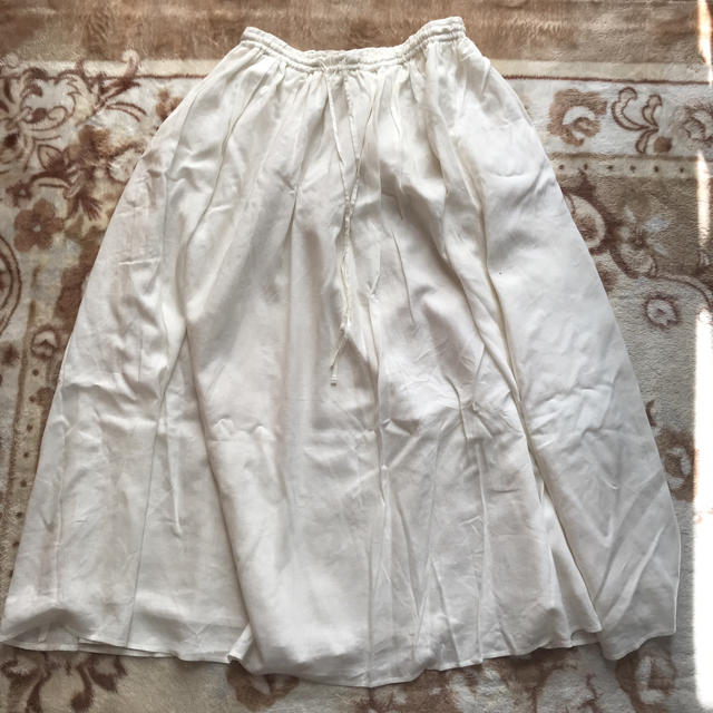 Adam et Rope'(アダムエロぺ)のロングスカート レディースのスカート(ロングスカート)の商品写真