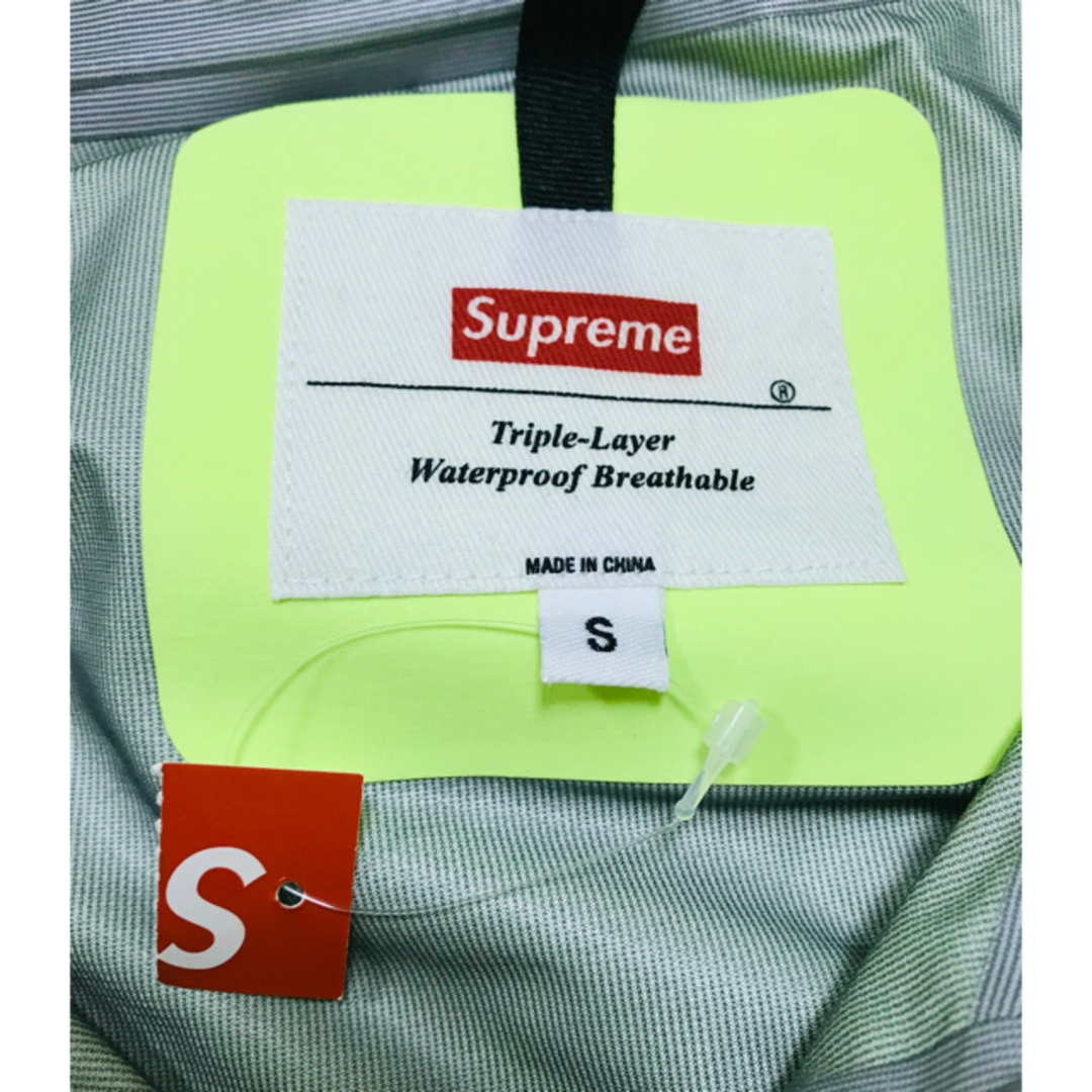 Supreme(シュプリーム)のSupreme Taped Seam Jacket シュプリーム ジャケットS メンズのジャケット/アウター(マウンテンパーカー)の商品写真